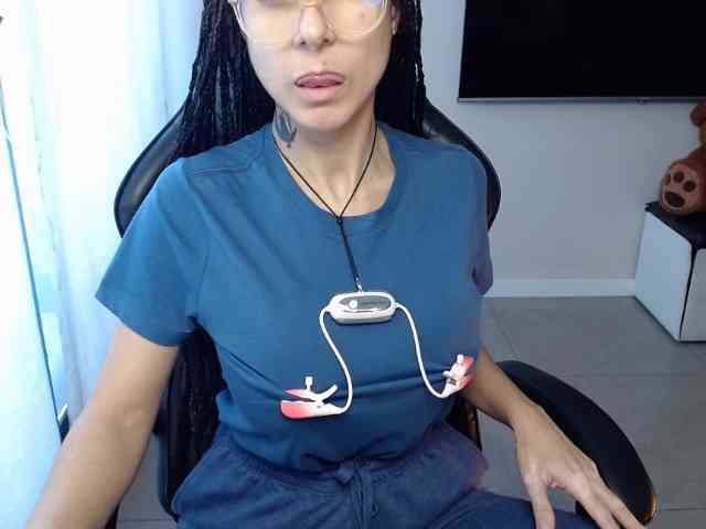 Lili-Cruz40 webcam