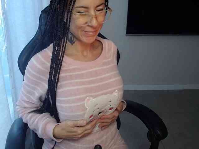 Lili-Cruz40 webcam