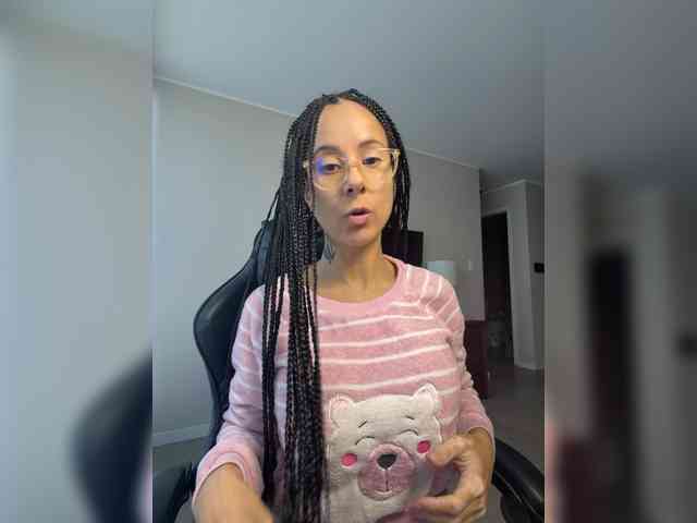 Lili-Cruz40 webcam