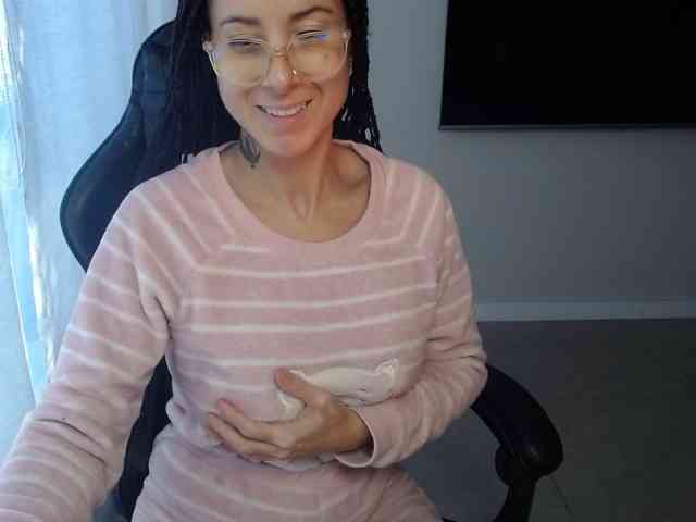 Lili-Cruz40 webcam