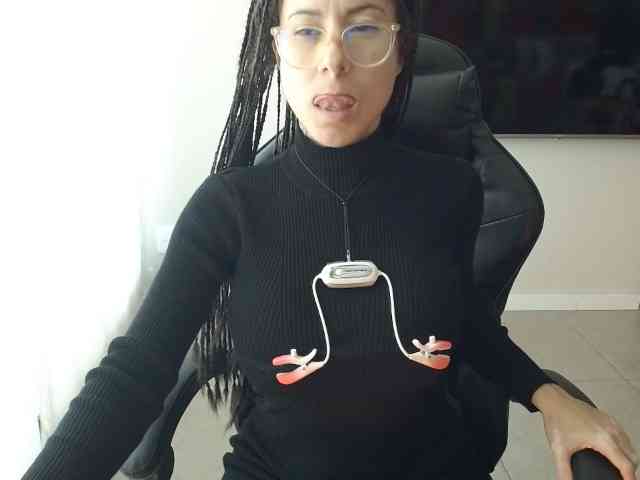 Lili-Cruz40 webcam