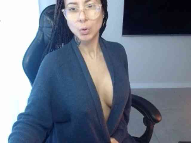 Lili-Cruz40 webcam