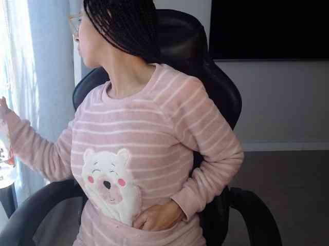 Lili-Cruz40 webcam
