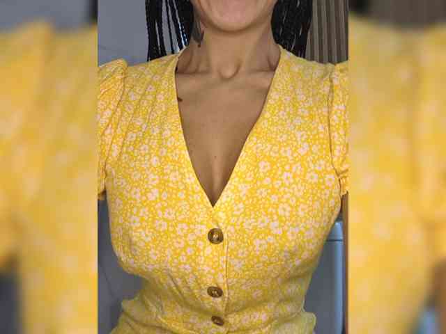 Lili-Cruz40 webcam
