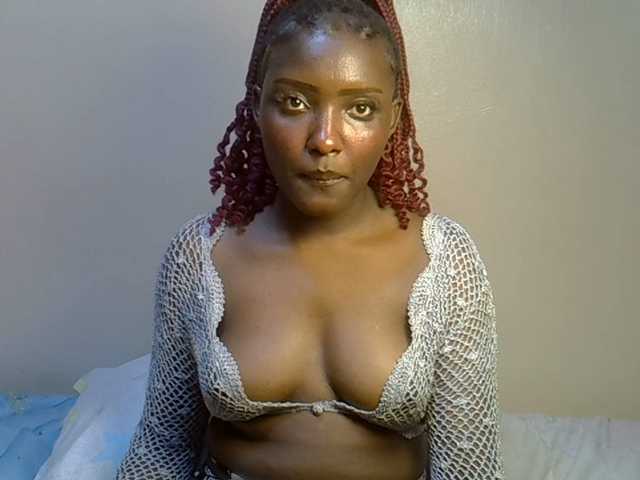 EbonyBarbiee's BongaCams show and profile