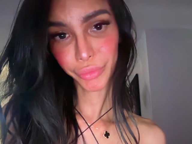 KevinAndMaria's BongaCams profile