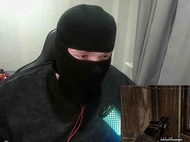KlassR00m1