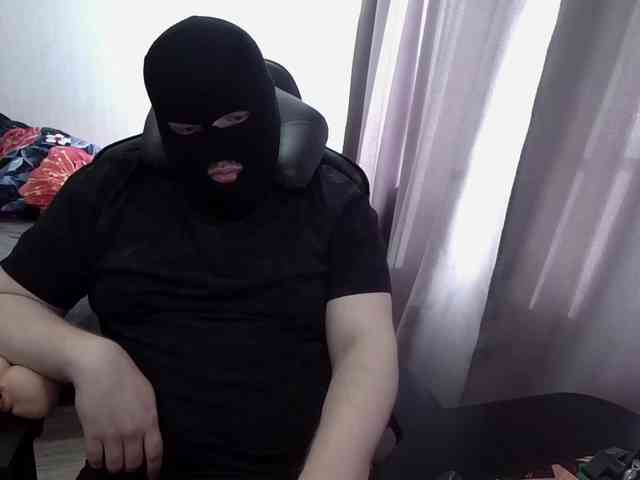 KlassR00m1