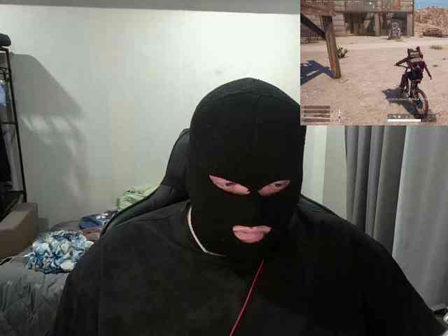 KlassR00m1