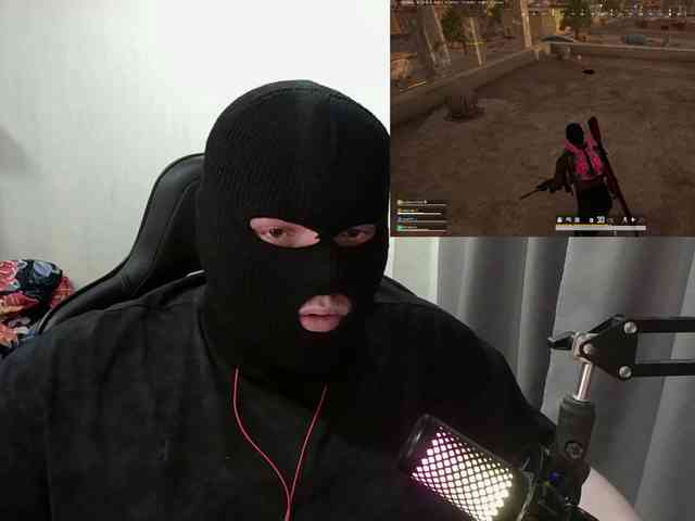 KlassR00m1