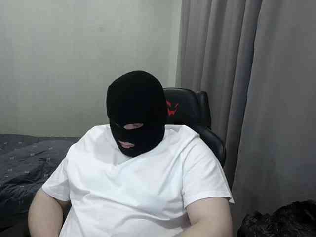 KlassR00m1