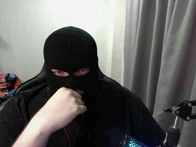 KlassR00m1