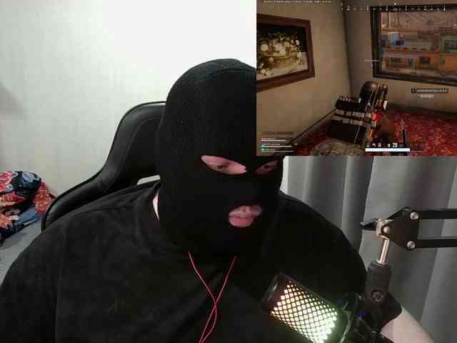 KlassR00m1