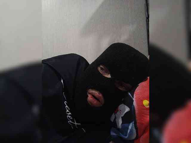 KlassR00m1