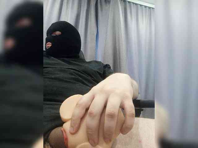 KlassR00m1