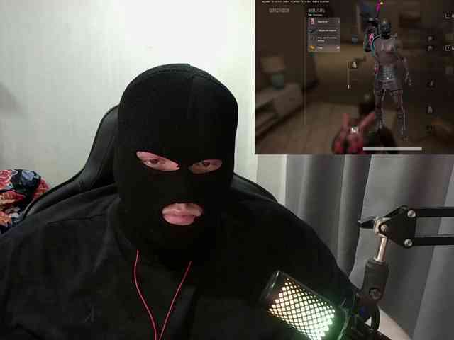 KlassR00m1