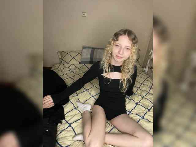 SinnersCouple webcam