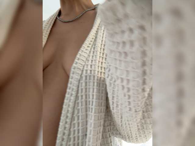  Amelia575-1 chat room