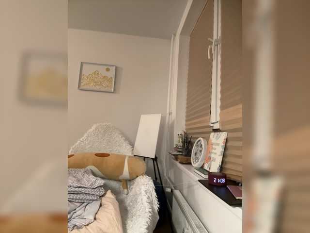 Amelia575-1's BongaCams show and profile