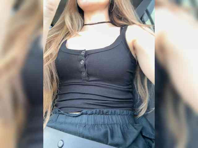 Amelia757 webcam