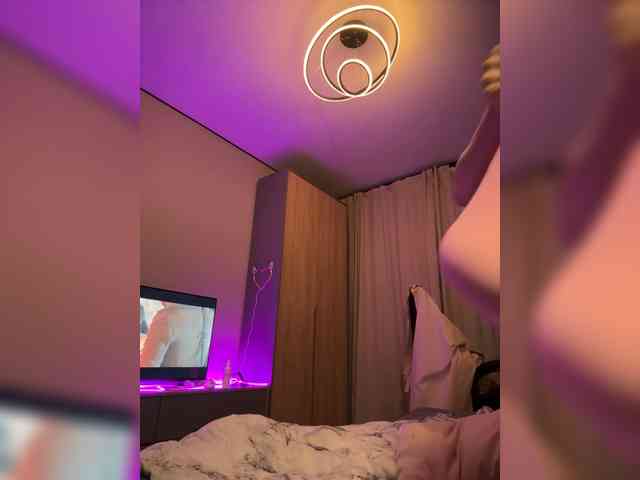 Amelia757 webcam