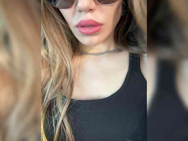 AMELIAFoX7 webcam