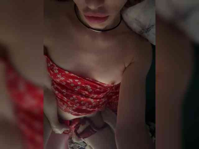 Model: Amelia757