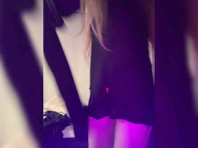 Amelia757 webcam