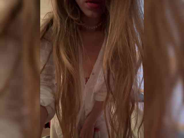 Amelia575-1 webcam