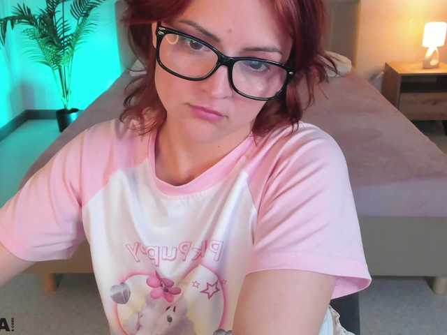 taticamomile live cam on BongaCams