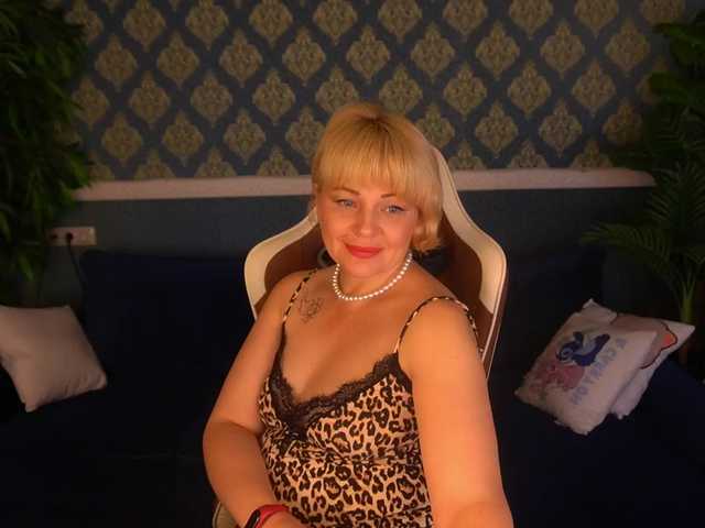 AmiraNight live cam on BongaCams