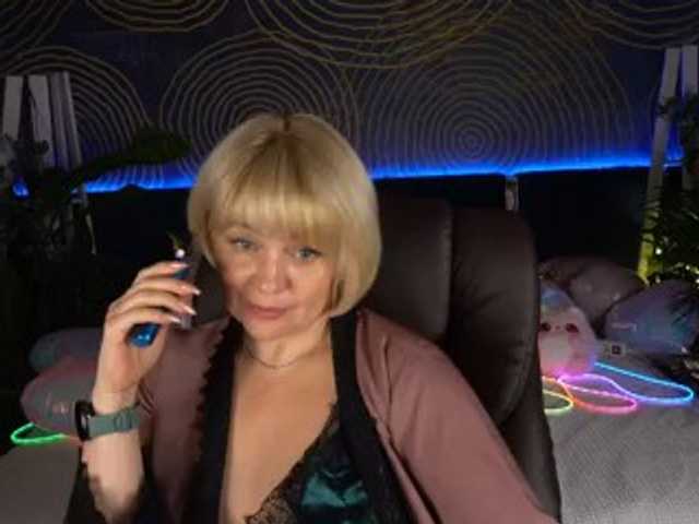 AmiraNight live cam on BongaCams