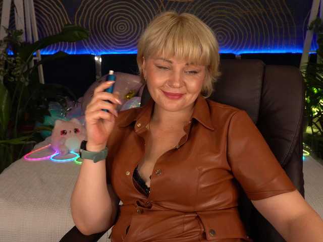 AmiraNight live cam on BongaCams