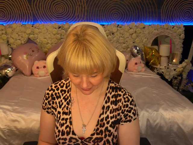 AmiraNight live cam on BongaCams