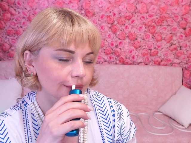 AmiraNight live cam on BongaCams