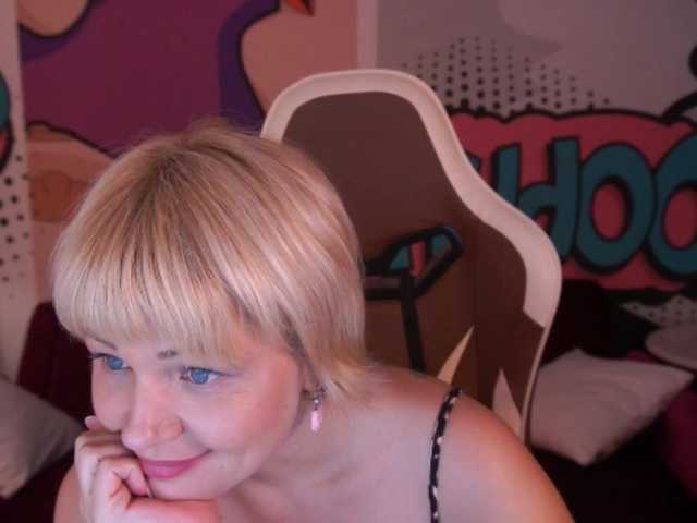 AmiraNight live cam on BongaCams