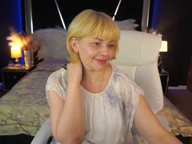 AmiraNight live cam on BongaCams