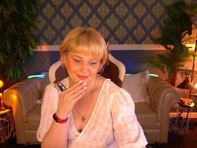 AmiraNight live cam on BongaCams