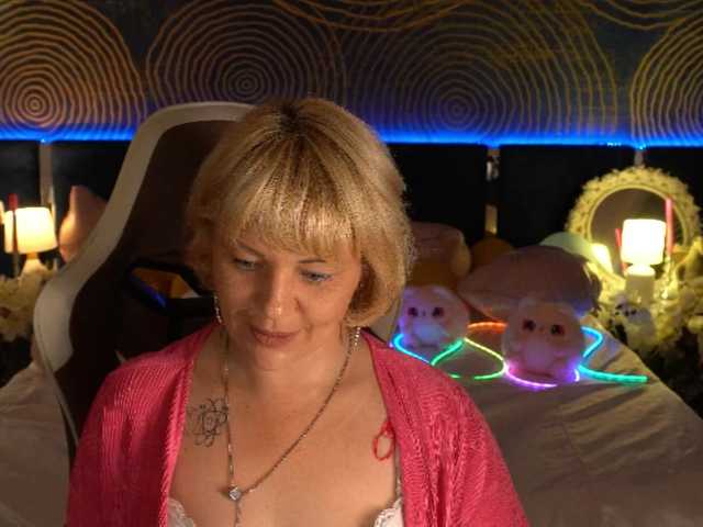 AmiraNight live cam on BongaCams