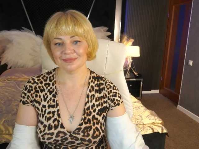 amiranight cam belle