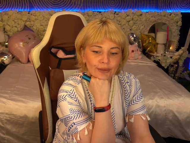 AmiraNight live cam on BongaCams