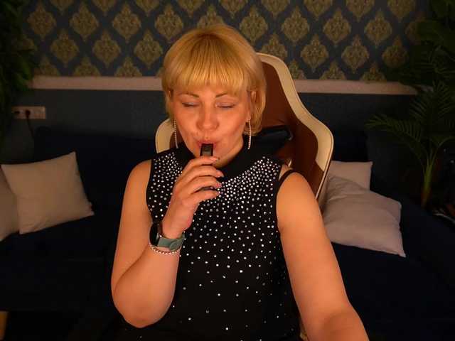 AmiraNight live cam on BongaCams