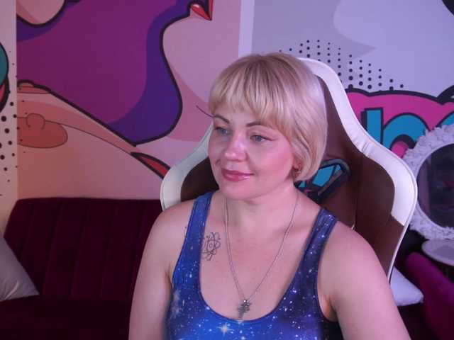 AmiraNight live cam on BongaCams