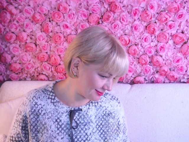 AmiraNight live cam on BongaCams