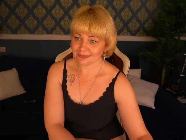 AmiraNight live cam on BongaCams