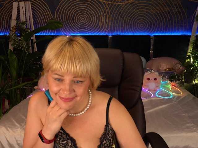 AmiraNight live cam on BongaCams