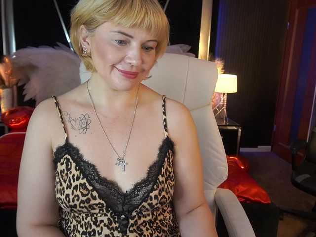 AmiraNight live cam on BongaCams