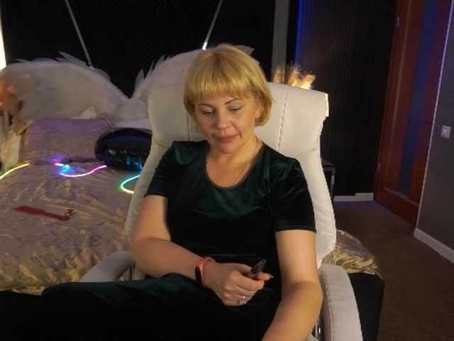 amiranight live sex