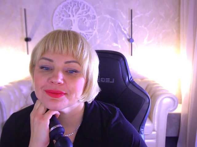 AmiraNight live cam on BongaCams