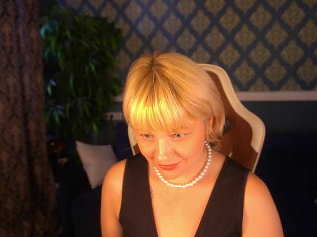 AmiraNight live cam on BongaCams